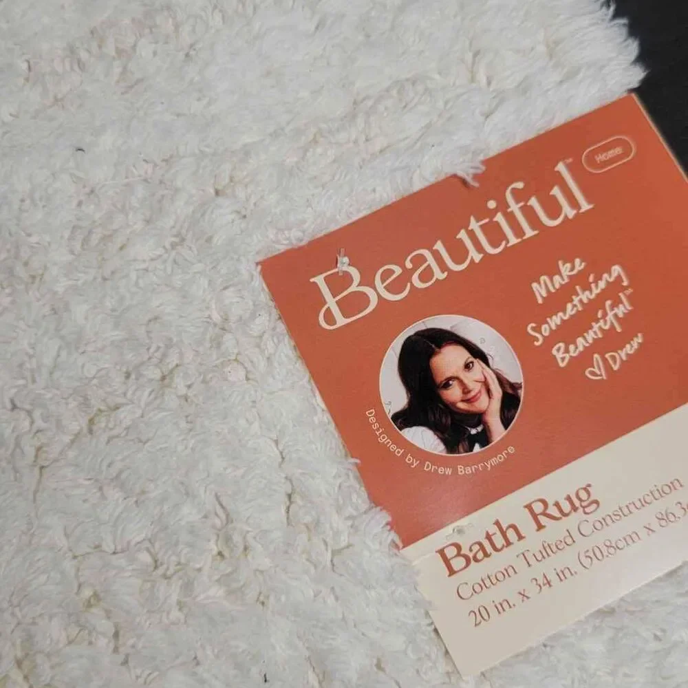 beautiful cotton bath rug by drew barrymore